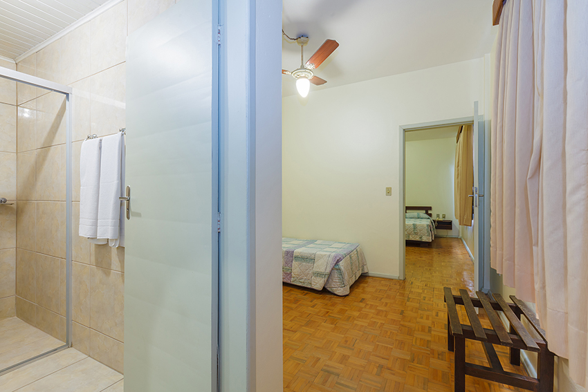 Apto 208 07 - Apartamento Standard - Triplo Solteiro
