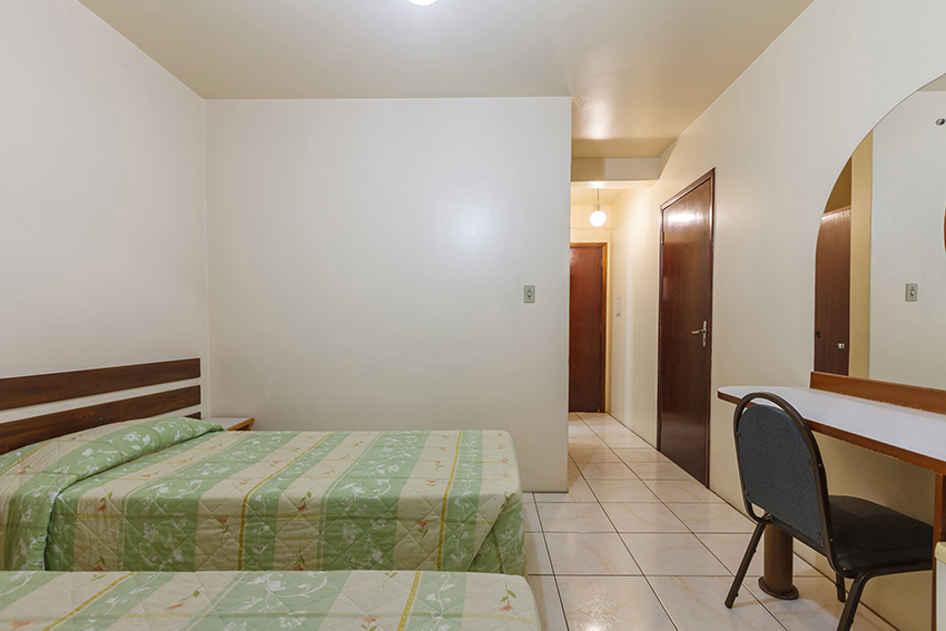 Apto 610 04 - Apartamento Luxo - Duplo Solteiro