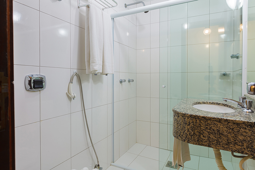 Apto 704 06 - Apartamento Luxo - Triplo Solteiro